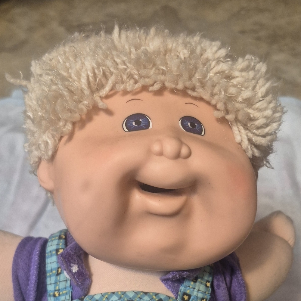 Vintage Cabbage Patch Kids Doll 1980s 1990s Plush Body Yarn Hair Backpack CPK - Picture 6 of 7
